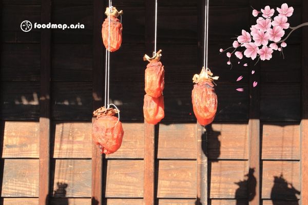 Hồng treo gió là nét đặc trưng trong ngày tết của người Nhật