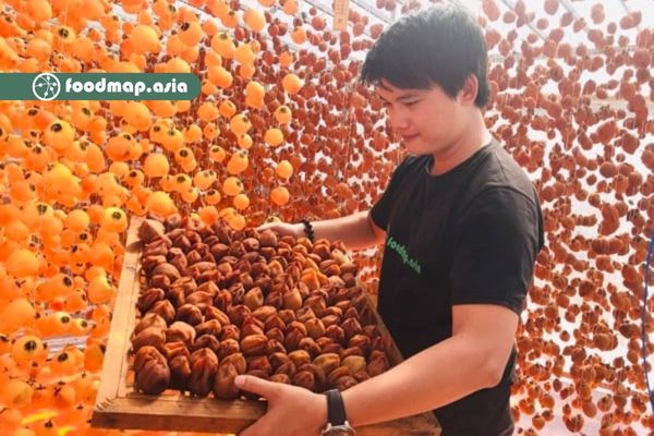 Những mẻ hồng treo gió ngon lành chuẩn bị cho quá trình đóng gói