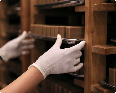 Anh dai dien tin tuc